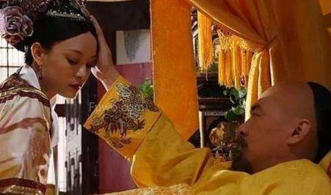 《甄嬛传》甄嬛怎样也不知道 雍正驾崩前一直用力拉扯黄色帘子的真正原因