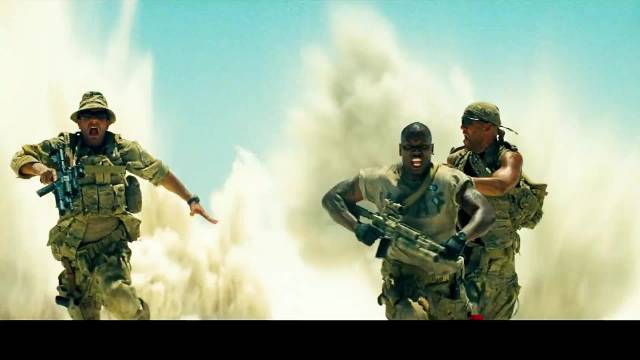 万字解说，一口气看完经典科幻巨作《变形金刚1》，一代人的童年回忆！