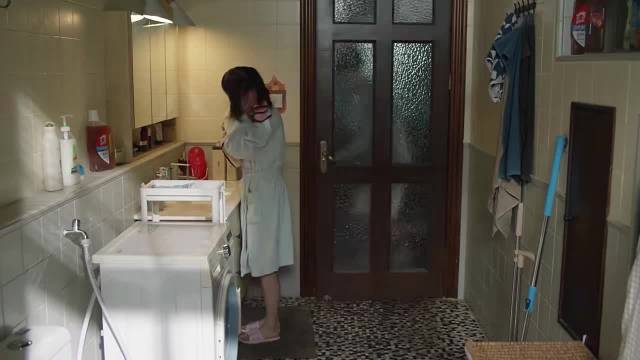 三十而已：陈屿花式追妻，故意把瓶盖都拧紧，原来是亲弟出的主意！