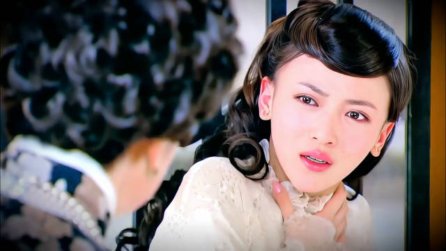 吴谨言早年饰演反派红羽，演技惊艳观众