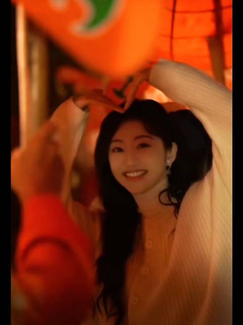 景甜龙骨焚箱 ｜景甜待我醒来时 提鱼灯，赴人间好光“景”