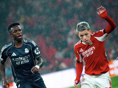 皇马客场赢了球，维尼修斯却气得不想踢了，一个动作让整场球暂停