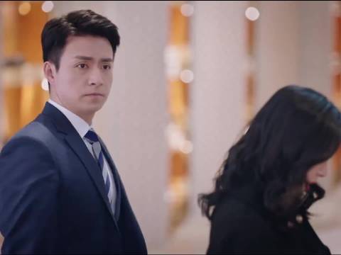 张自己也是个三，演的挺凛然大义的