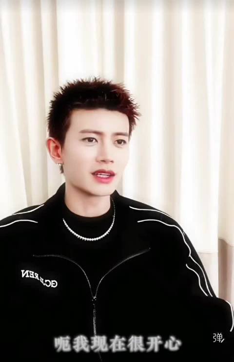 这个永远跟时间赛跑的任，最让我着迷