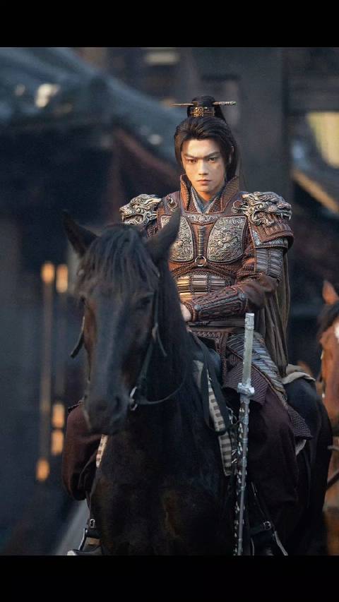 许凯激励粉丝努力实现目标