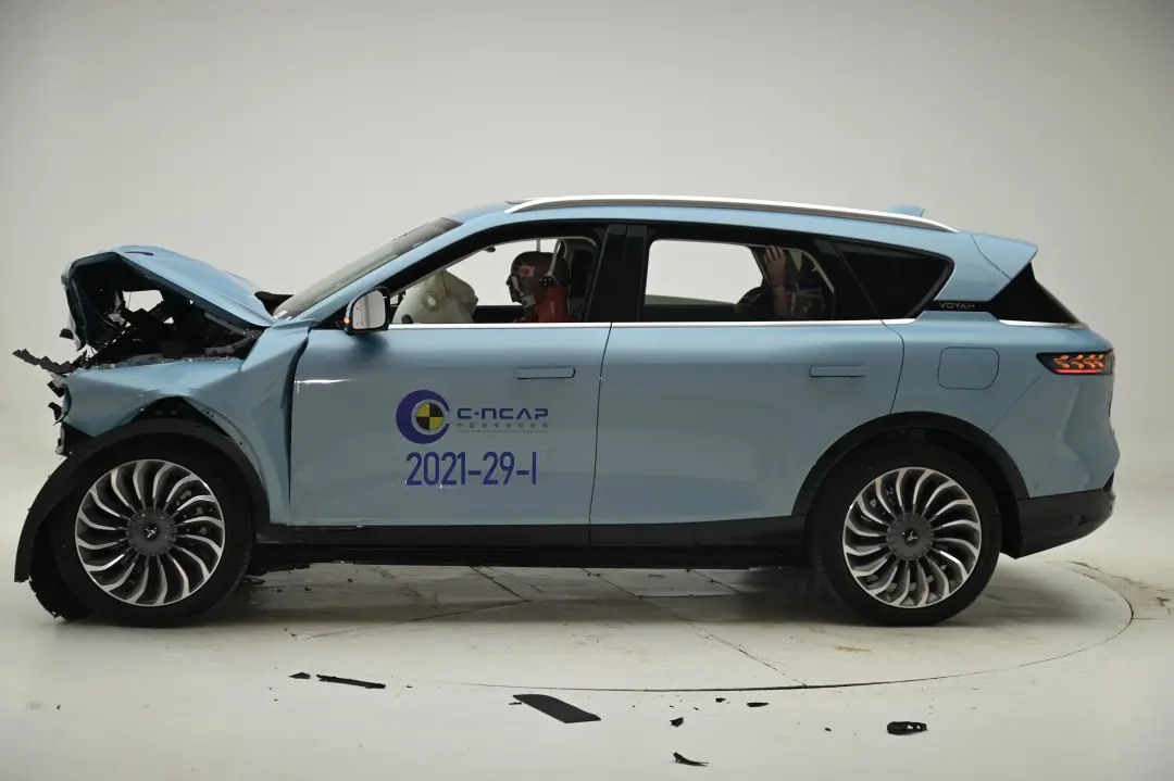 中国品牌新能源车型第一名!岚图FREE获C-NCAP五星评价