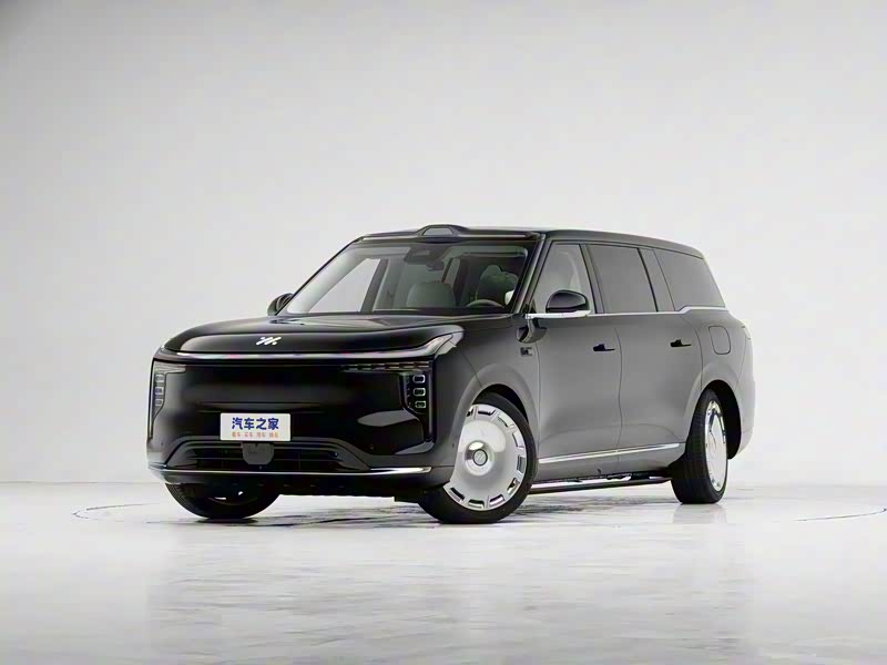 智己LS9落地价与竞品对比分析