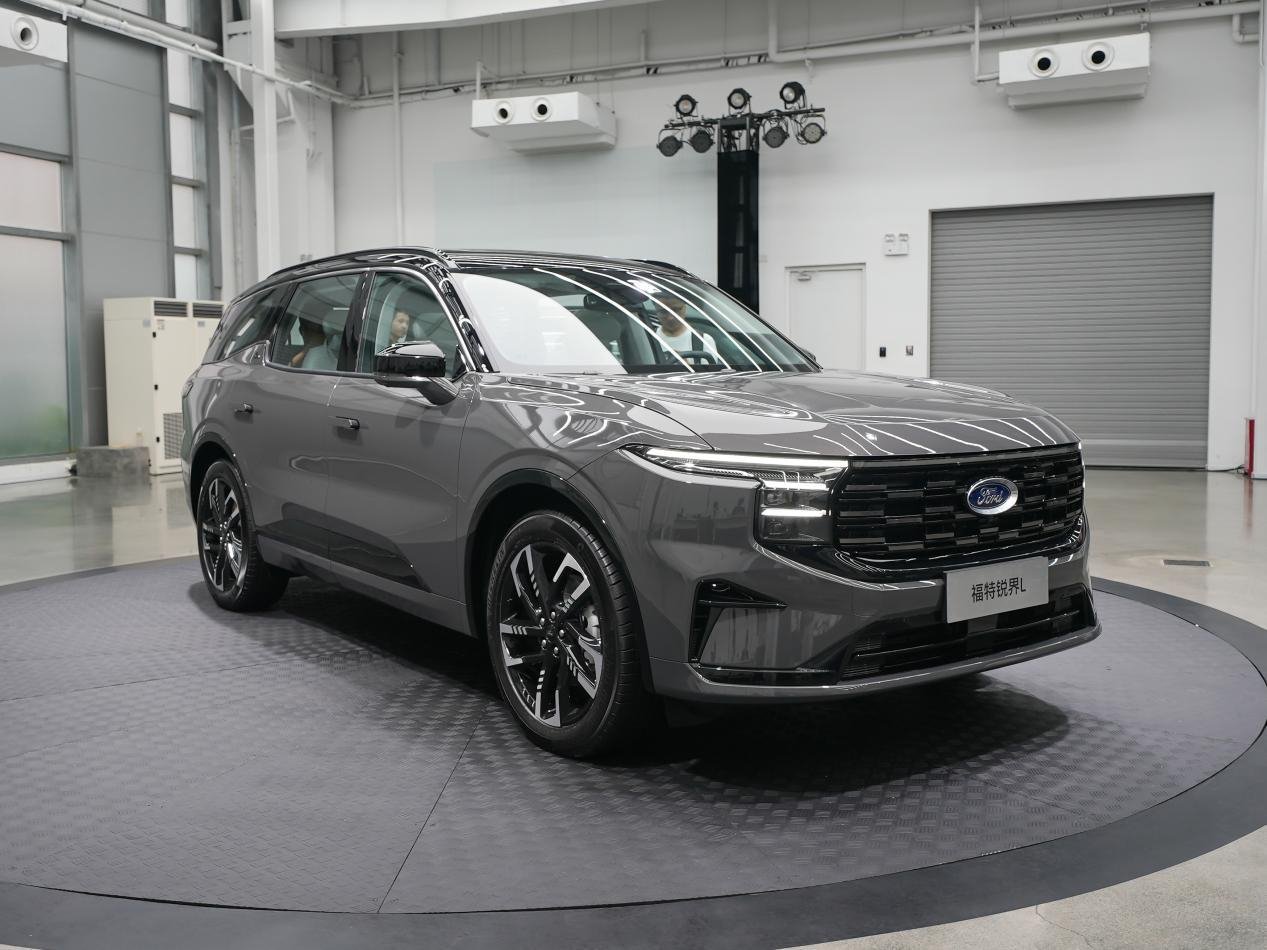 26款福特锐界L更豪华了，这次装上了百万豪车座椅