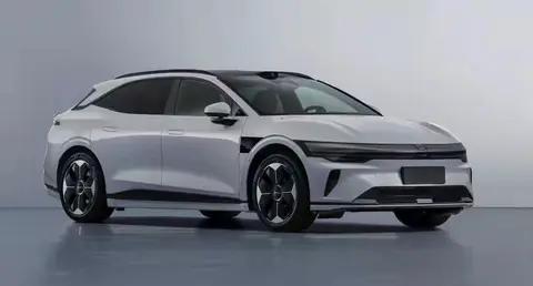 猎装大战！极氪900V/阿维塔三电机/腾势1000km续航，2026谁更卷？