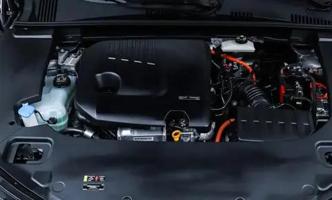 沃尔沃XC70插混SUV登场：豪华混动新选择，能耗与性能双优。