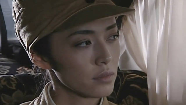 翠平这一枪直接打中了余则成的心！