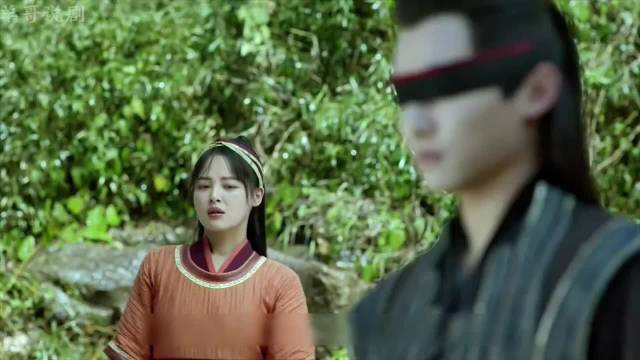 你皮肤怎么那么细腻，一点瑕疵都没有，用什么擦的脸呀，剧有想法