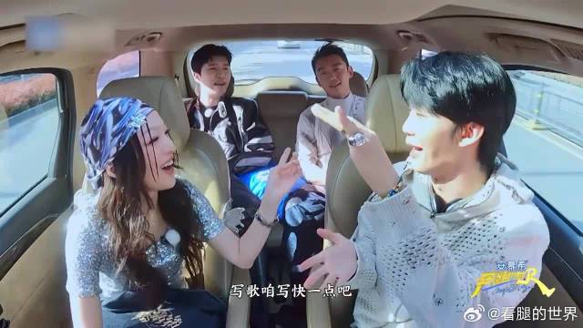 王赫野刚唱完新发布的单曲，张韶涵就来了个专辑，真打脸