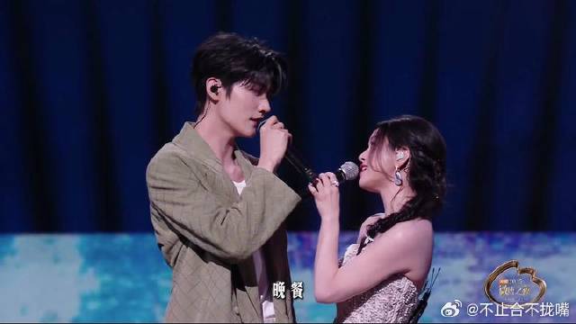 磕到了！陈妍希周柯宇《早安晚安》，对视眼神都拉丝！