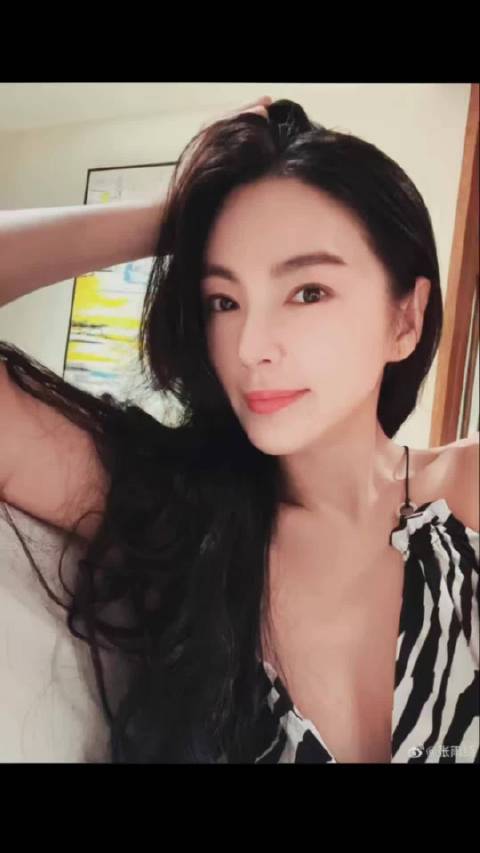 张雨绮发文回应争议称自由幸福开心就够了