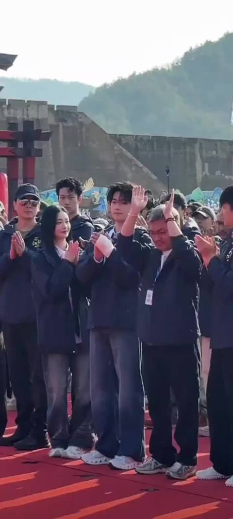 《不让江山》开机，杨洋领衔主演阵容强大