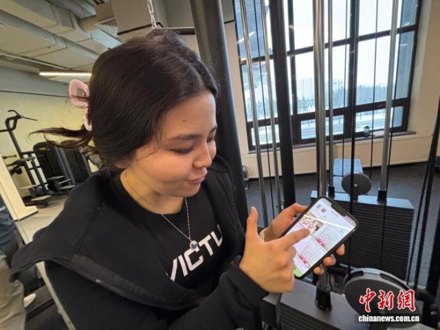 哈萨克斯坦姑娘中国“海淘”记_新闻频道_中国青年网