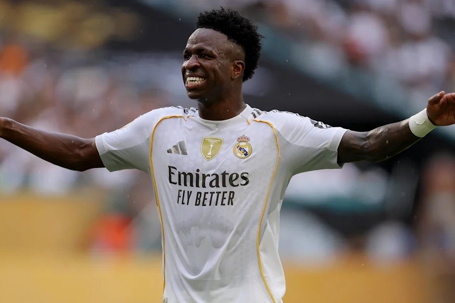 皇马续约维尼修斯陷入僵局,薪资要求战术适配性成关键