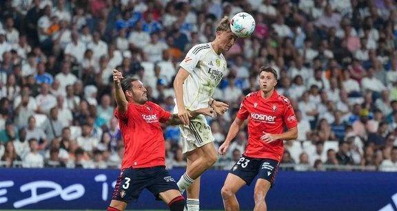 凌晨1点半!皇马冲9连胜双杀，姆巴佩冲40球，维尼修斯成焦点