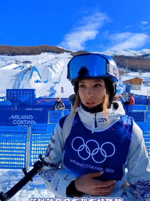 谷爱凌赛场夺金秀场代言，完美诠释双面魅力