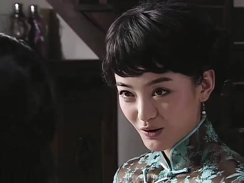 潜伏：用最温柔的语气说最炸裂的话