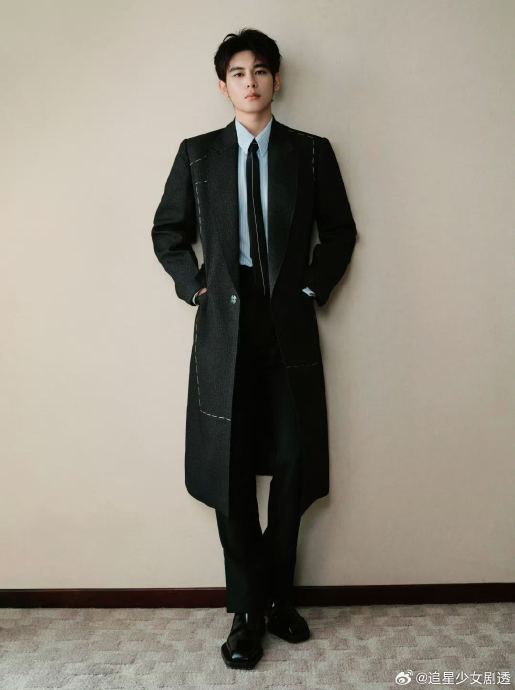 胡先煦未来在演员道路上还有哪些形象突破的规划？