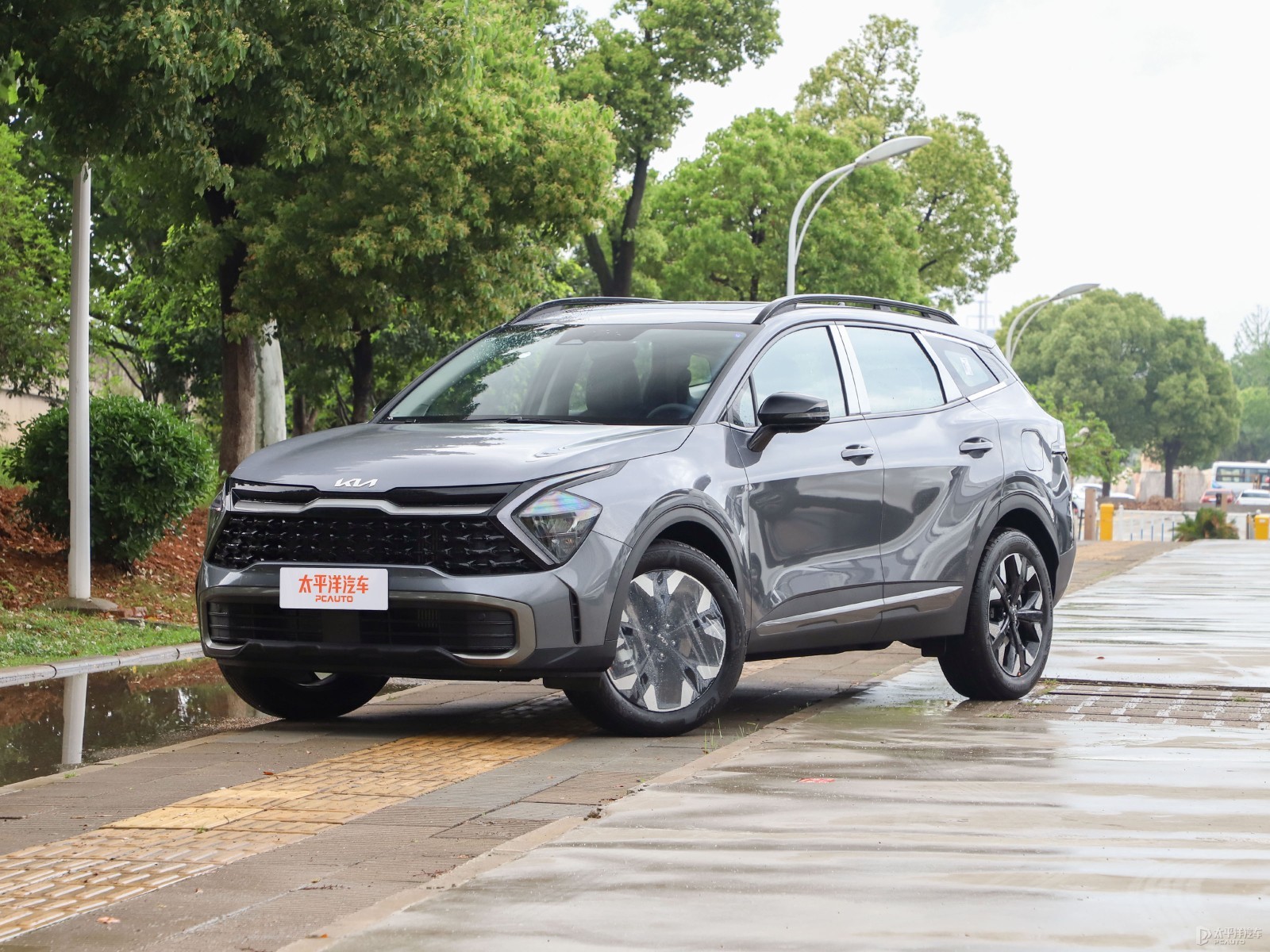 李娜代言起亚新狮铂拓界,广州车展演绎“破界”传奇