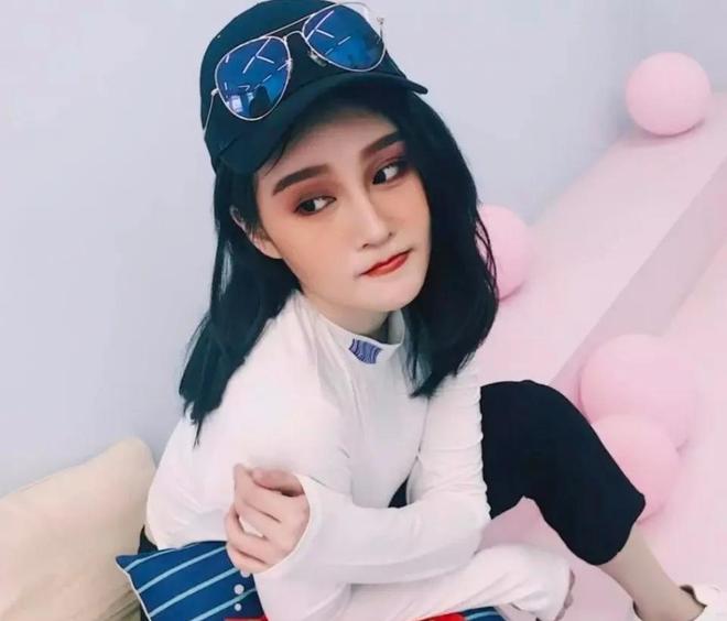 赵本山大女儿近况被曝光,与异母妹妹关系好,私底下很多次聚餐