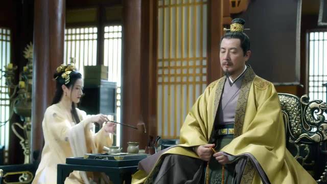 王林泉跪迎徐凤年，赵询误认父王吩咐