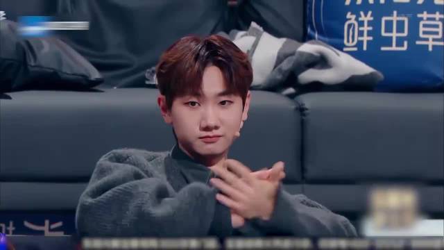 见吉克隽逸搭档鲜肉陈立农，汪苏泷不爽，直接拆她台