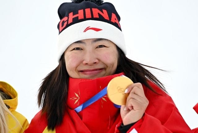 寒门贵子！3位逆天改命奥运冠军：全红婵朱婷徐梦桃 中国人的骄傲