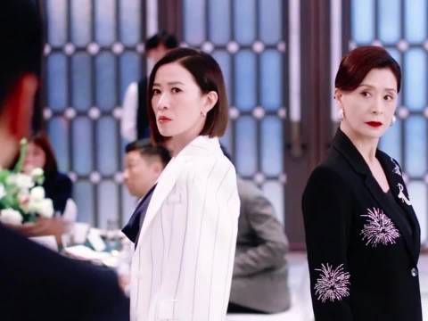 《新闻女王2》古肇华揭露Man姐母女关系，佘诗曼出演剧情反转