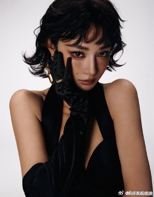 彭小苒越南芭莎新年封的发布前后经历了怎样的宣发过程？