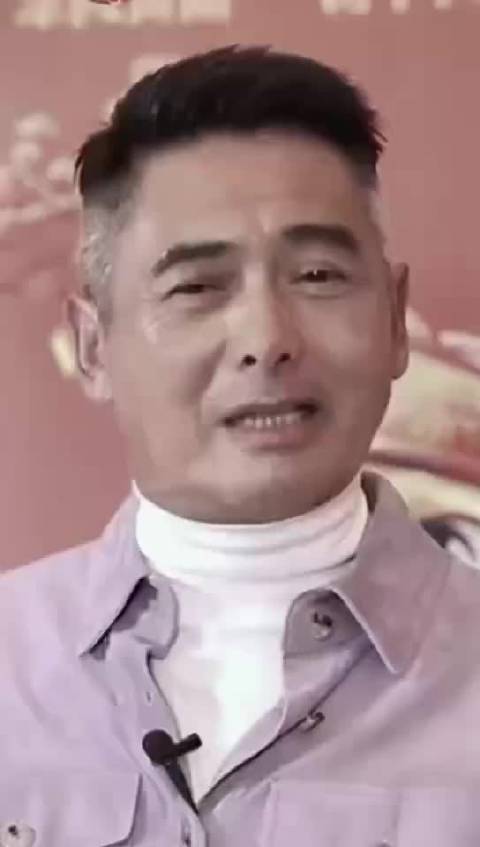 发哥：我的每一步都踩在碎玻璃上！