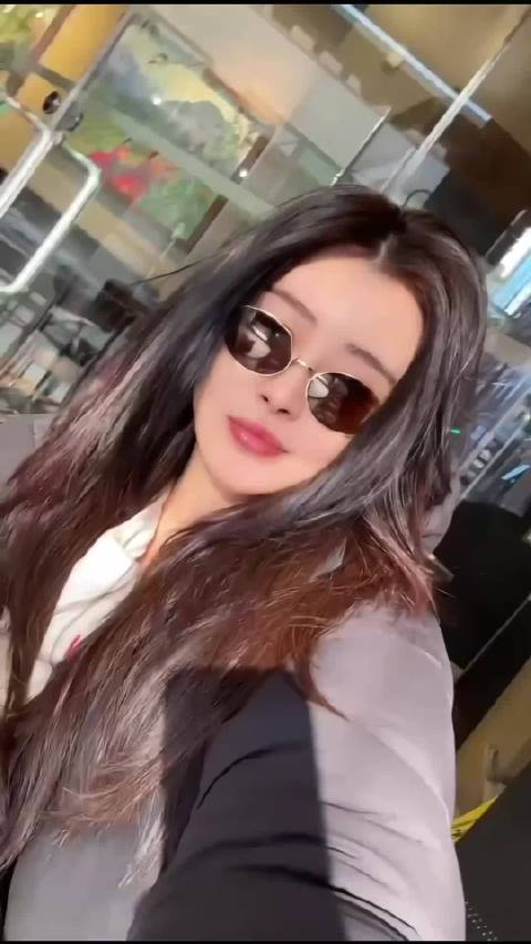 王祖贤新年日常，和“智悟”一起的早餐