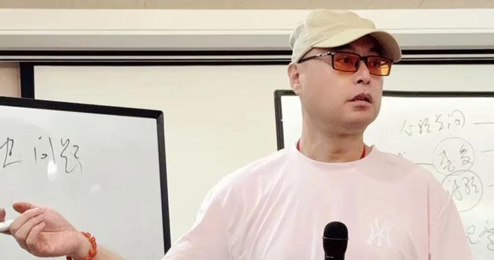 青少年真正要学习的知识——小明带你看《士兵突击》实现人格锻造