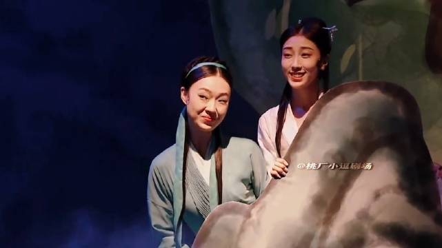 千年就一回（一）白蛇：小青把你那些小动作都给我收一哈搞笑