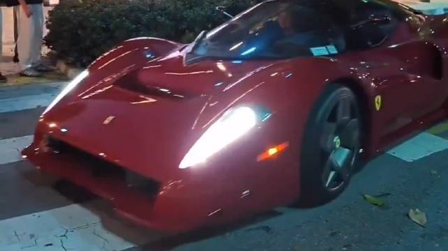 Ferrari P4/5 ​ 这台法拉利年轻人是不是不认识了？