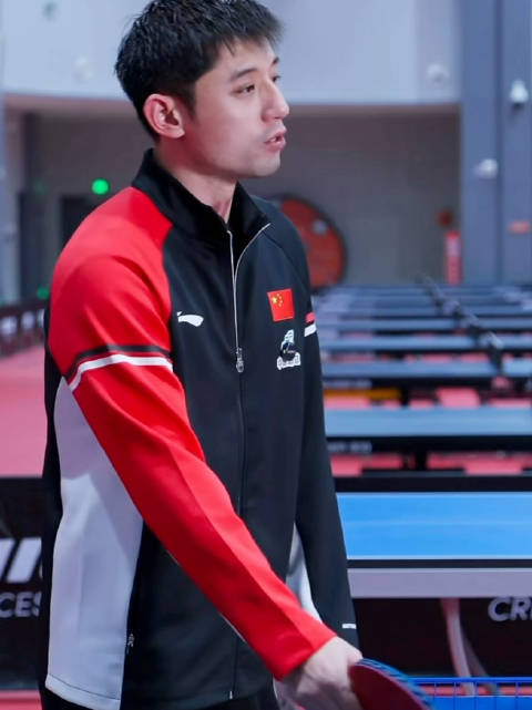 好帅呀，他说什么听不见