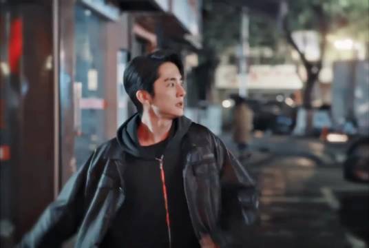 张新成张子枫新片演绎爱恨交缠