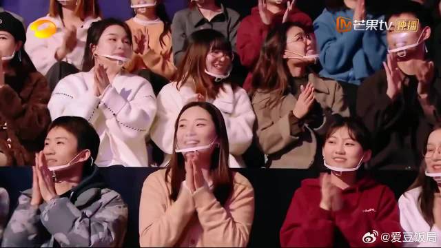 陈乔恩范世錡穿棉睡衣走秀，黄明昊上演湖南省服OOTD