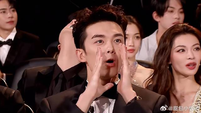 一听今天是“岳父”生日！台下吴磊直接怒吼祝福，太用心丨星光