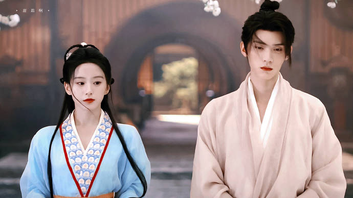 周翊然在《江湖夜雨十年灯》中饰演的慕清晏具体有哪些“白切黑”的反差名场面？