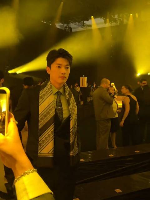 『9912』 20260226 BOSS米兰2026秋冬时装周 呼之欲出 cr文艺Neraaay