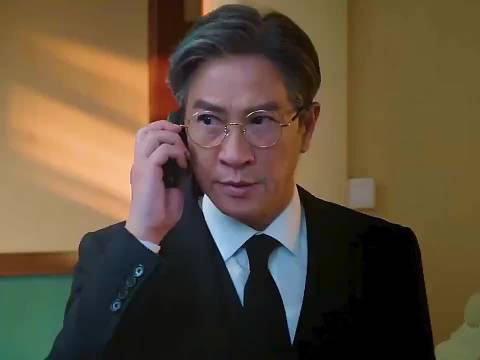 法官儿子开车撞人逃逸，不料被撞的竟是黑老大的儿子!