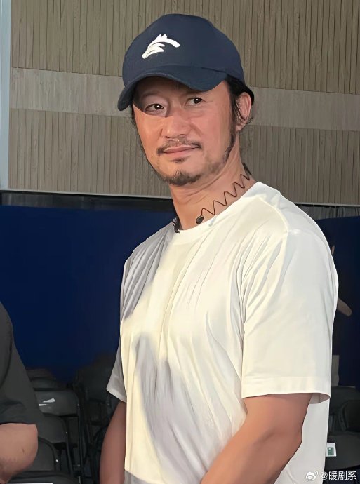 吴京和谢楠在事业与家庭方面是如何互相支持的？