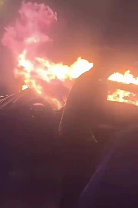 小米SU7成都碰撞后车门无法开启，调查公布系低压系统断电