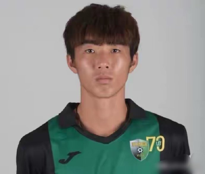 冯劲离开后，上海海港的边锋位置将由哪些球员来填补？