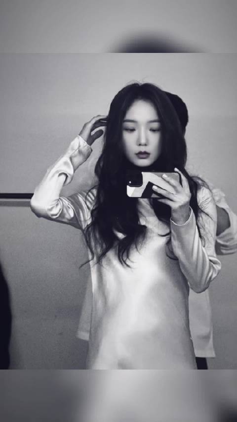 美哭了～ 这头长发温柔得不像话 ——每一缕都撩动着我的心