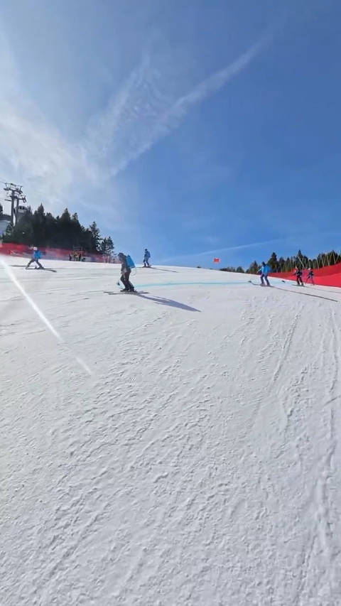 高山滑雪赛道设计揭秘，旗门间距暗藏考题